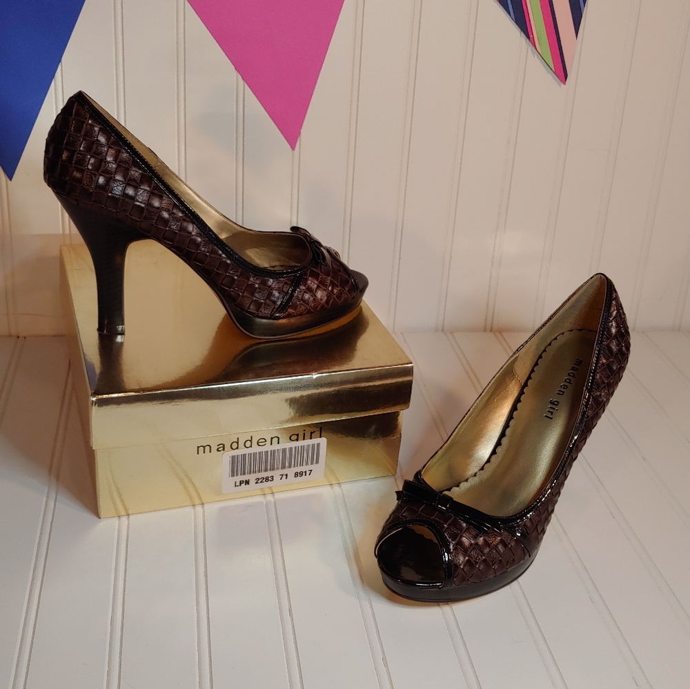 Madden Girl Lowla Brown Paris Peep Toe Platform Heels size 10